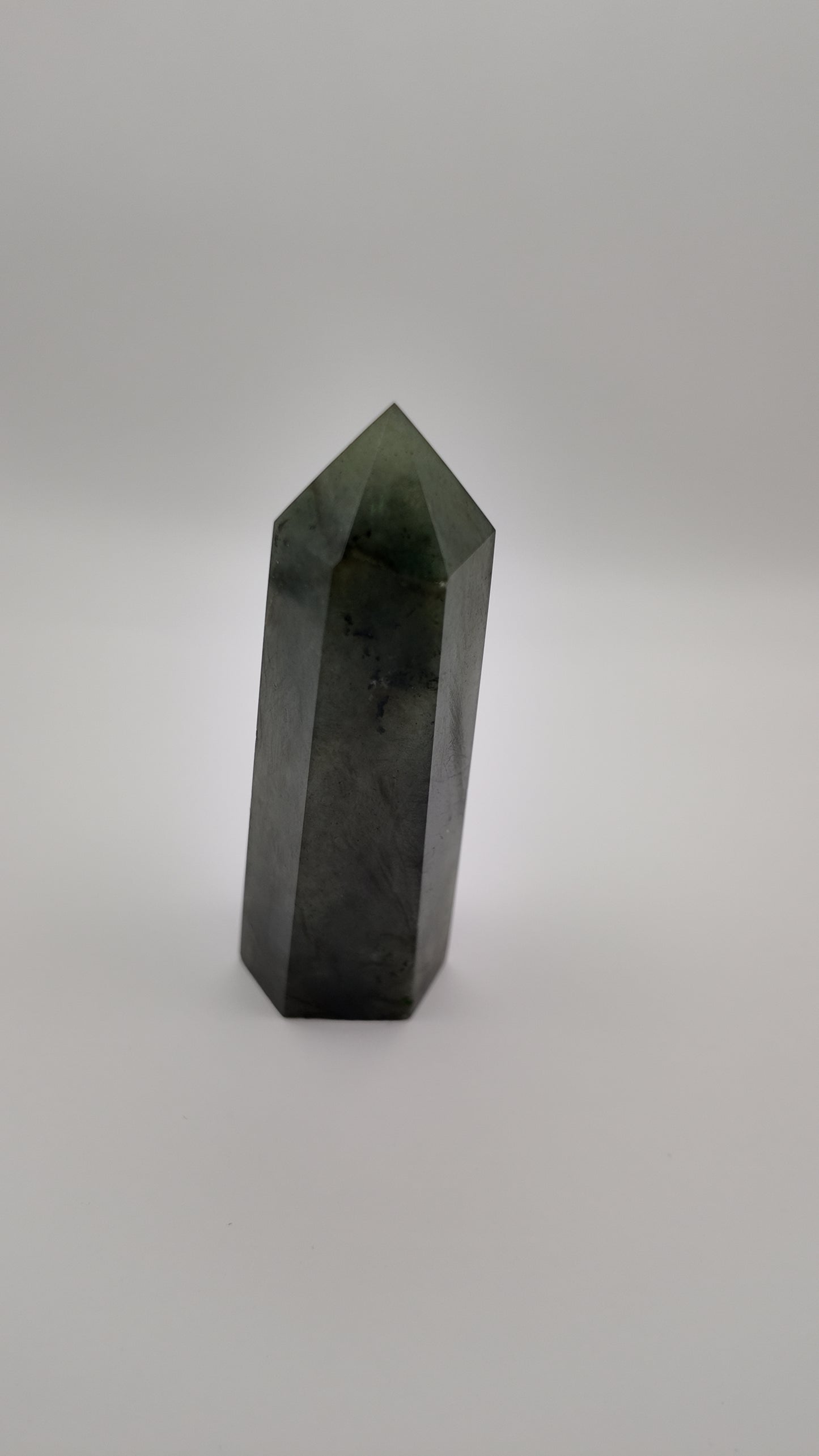 Labrodite Tower ( Medium )