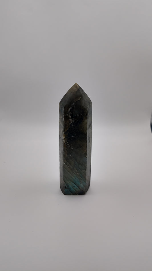 Labrodite Tower ( Small )